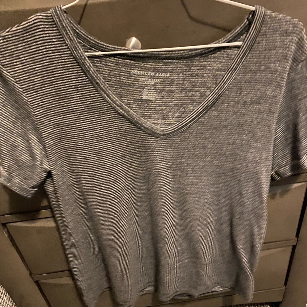 V neck top